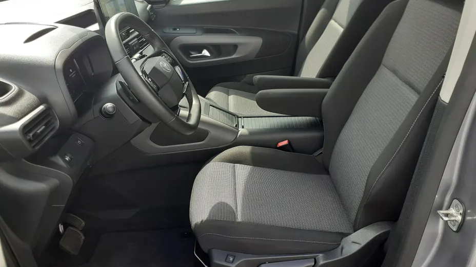 TOYOTA Proace City Verso Proace City Verso Long 1.5 D-4D Family Aut.