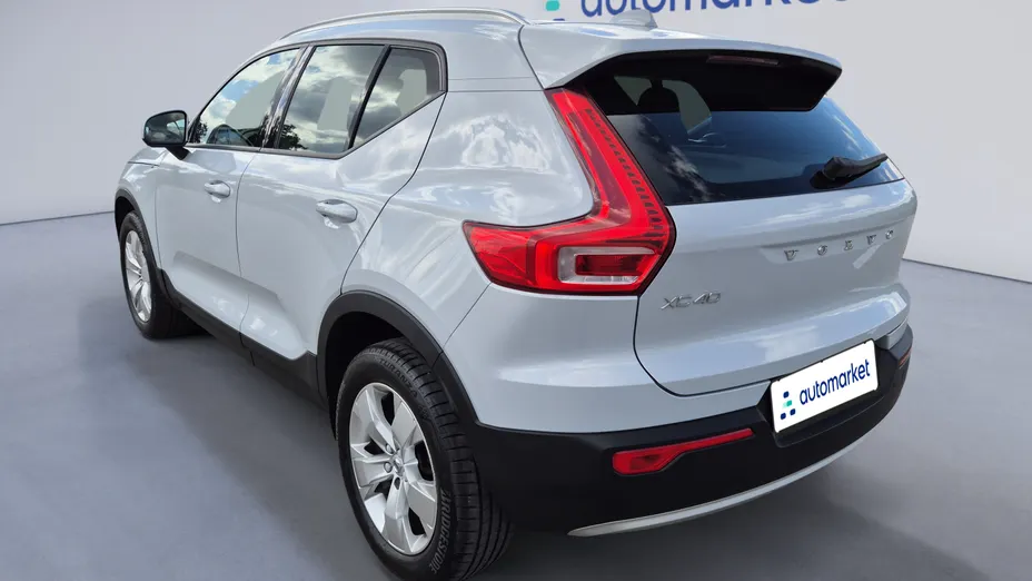 VOLVO XC40 XC40 D3 Momentum aut