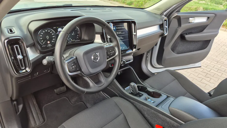 VOLVO XC40 XC40 D3 Momentum aut