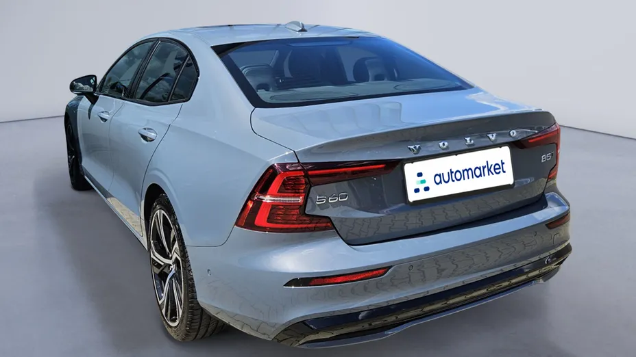VOLVO S60 S60 B5 B AWD Ultimate Dark aut