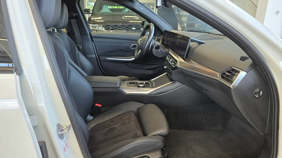 BMW Seria 3 318i M Sport aut