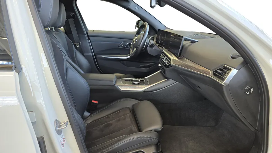 BMW Seria 3 318i M Sport aut