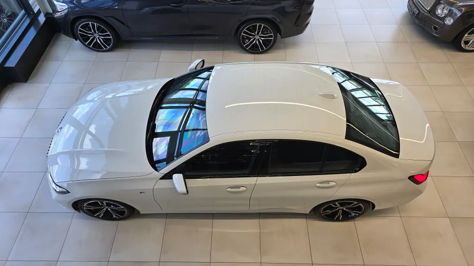 BMW Seria 3 318i M Sport aut