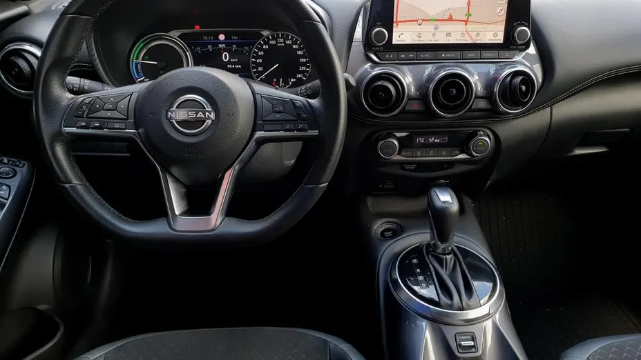 NISSAN Juke Juke 1.6 Hybrid N-Connecta AMT