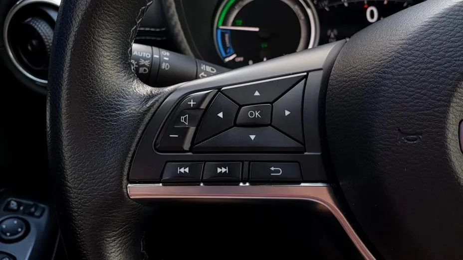NISSAN Juke Juke 1.6 Hybrid N-Connecta AMT
