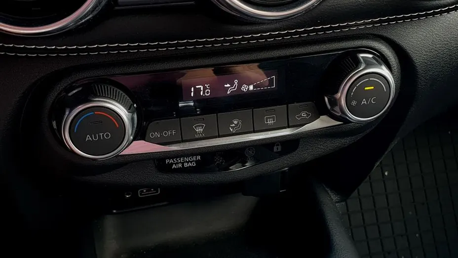 NISSAN Juke Juke 1.6 Hybrid N-Connecta AMT