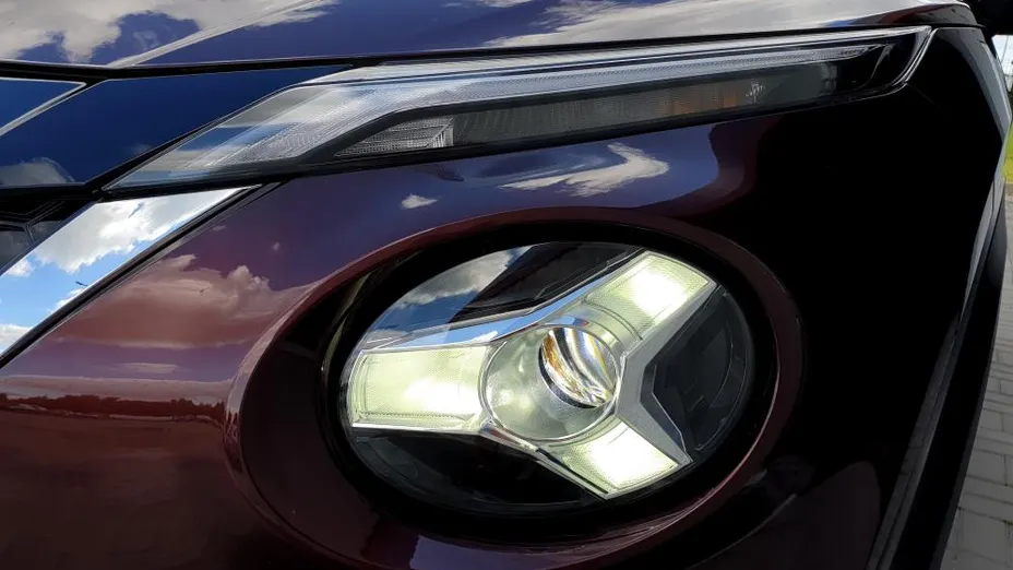 NISSAN Juke Juke 1.6 Hybrid N-Connecta AMT