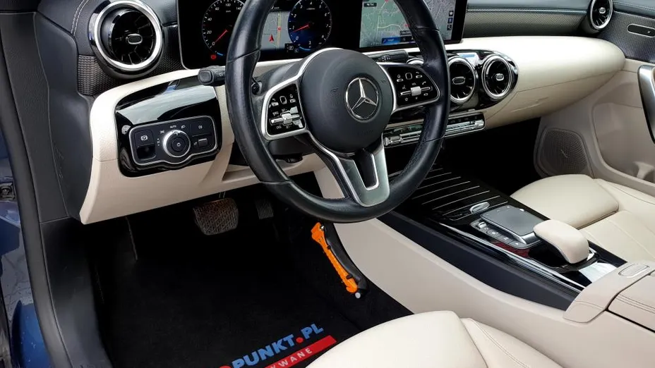 MERCEDES-BENZ CLA CLA 250 Progressive 7G-DCT