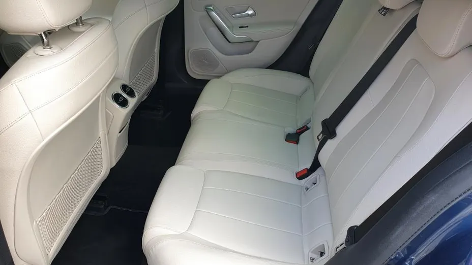 MERCEDES-BENZ CLA CLA 250 Progressive 7G-DCT