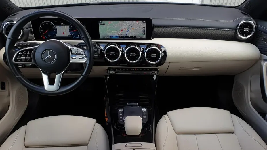 MERCEDES-BENZ CLA CLA 250 Progressive 7G-DCT