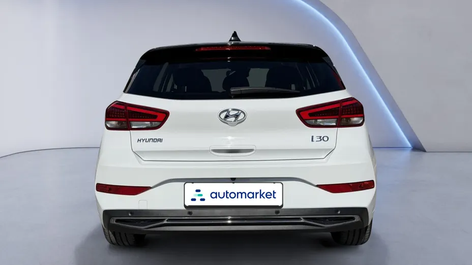 HYUNDAI i30 i30 1.5 T-GDI 48V Executive DCT