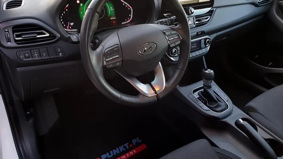 HYUNDAI i30 i30 1.5 T-GDI 48V Executive DCT