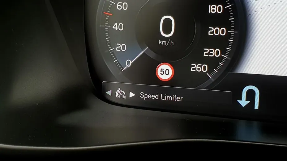 VOLVO XC40 XC40 T3 Momentum Pro