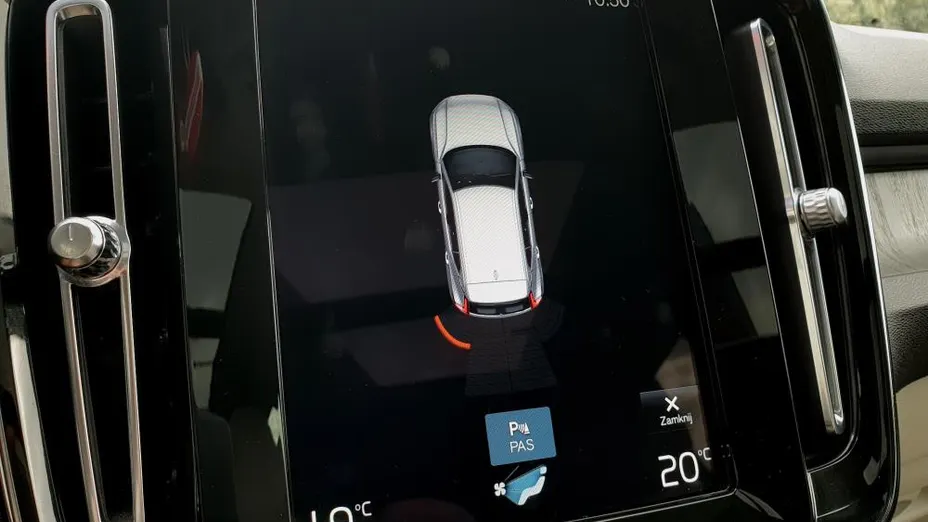 VOLVO XC40 XC40 T3 Momentum Pro
