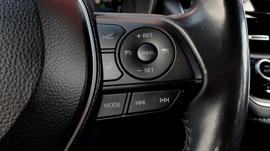 TOYOTA Corolla Corolla 1.8 Hybrid Active