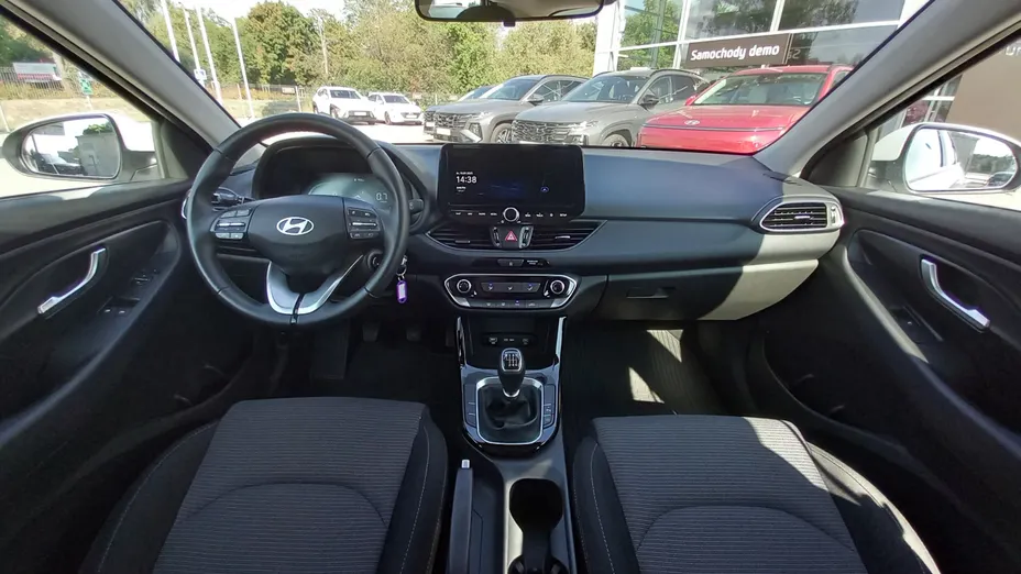 HYUNDAI i30 i30 1.5 DPI Pure