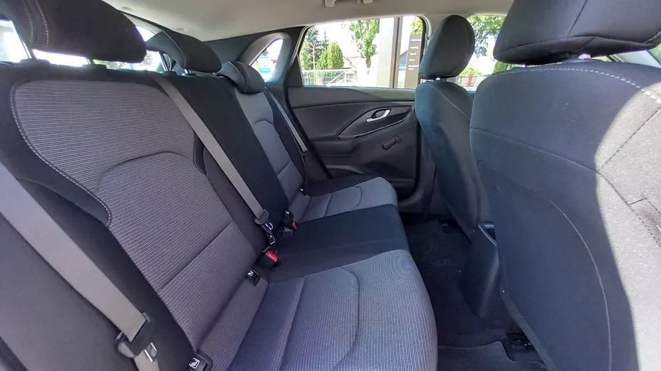 HYUNDAI i30 i30 1.5 DPI Pure