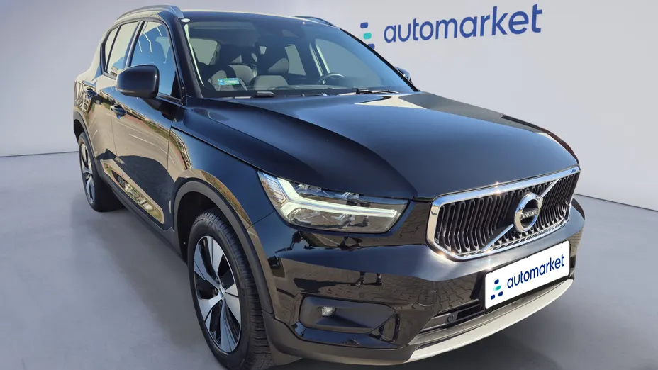 VOLVO XC40 XC40 T3 Momentum Pro aut
