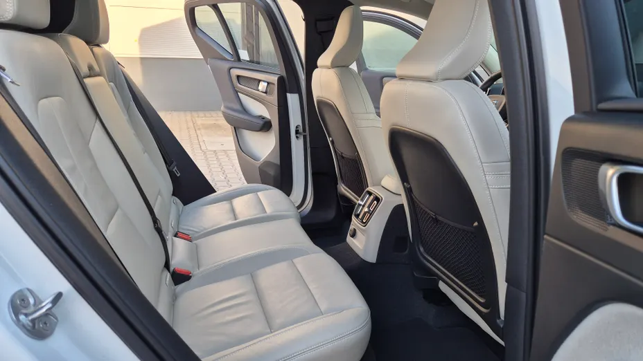 VOLVO XC40 XC40 T5 Plug-In Hybrid Inscription aut