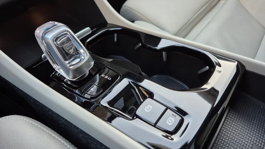 VOLVO XC40 XC40 T5 Plug-In Hybrid Inscription aut