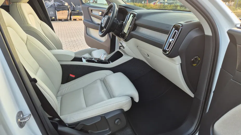 VOLVO XC40 XC40 T5 Plug-In Hybrid Inscription aut