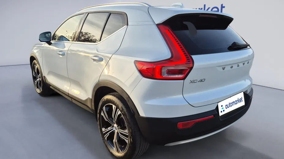 VOLVO XC40 XC40 T5 Plug-In Hybrid Inscription aut