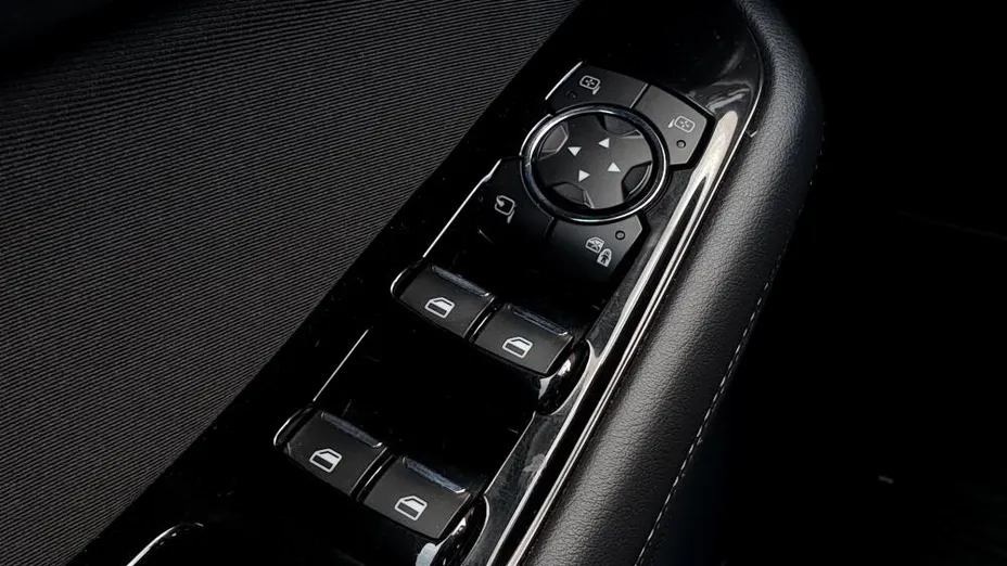 FORD S-MAX S-MAX 2.0 TDCi Titanium PowerShift