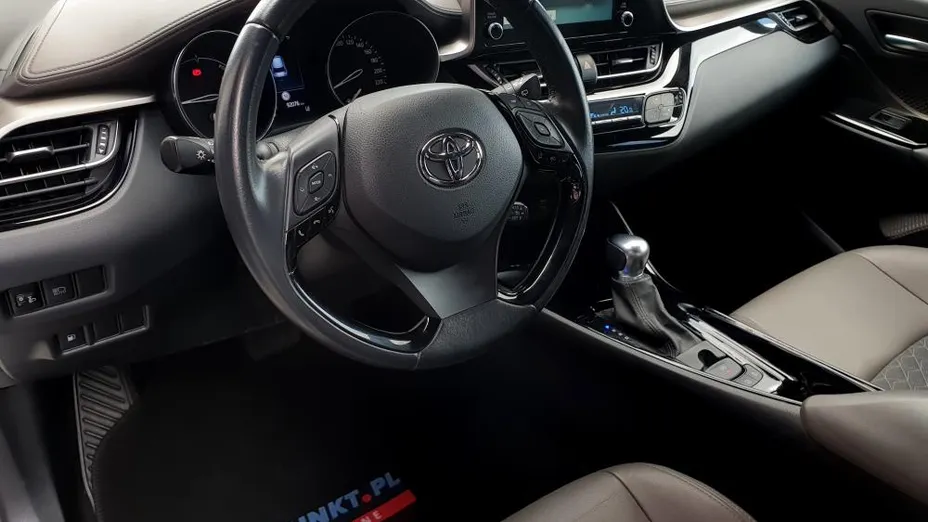 TOYOTA C-HR C-HR 2.0 Hybrid Executive