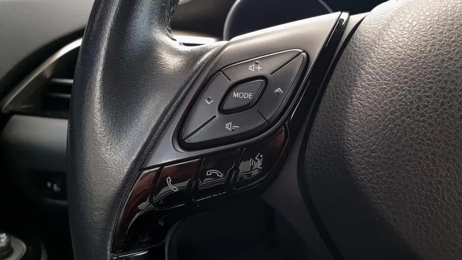 TOYOTA C-HR C-HR 2.0 Hybrid Executive