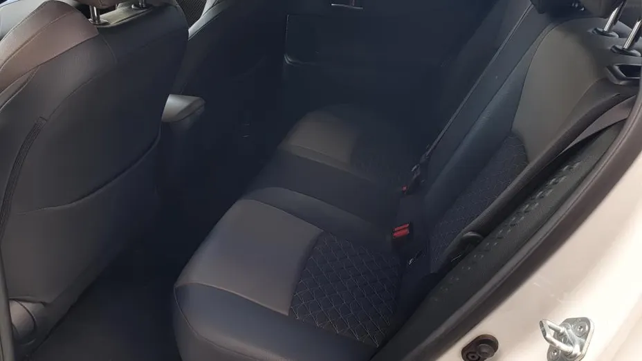 TOYOTA C-HR C-HR 2.0 Hybrid Executive