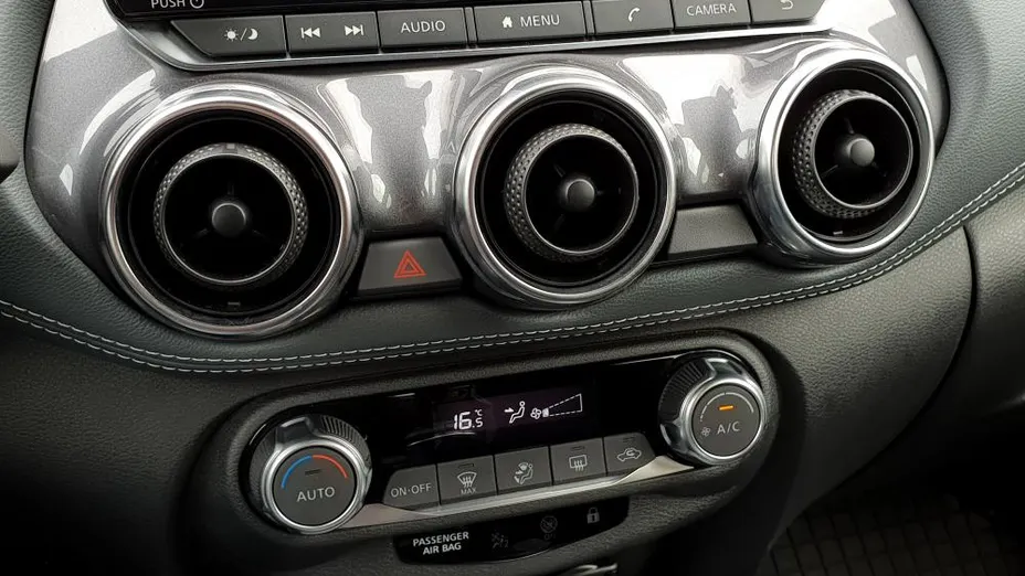 NISSAN Juke Juke 1.0 DIG-T N-Connecta