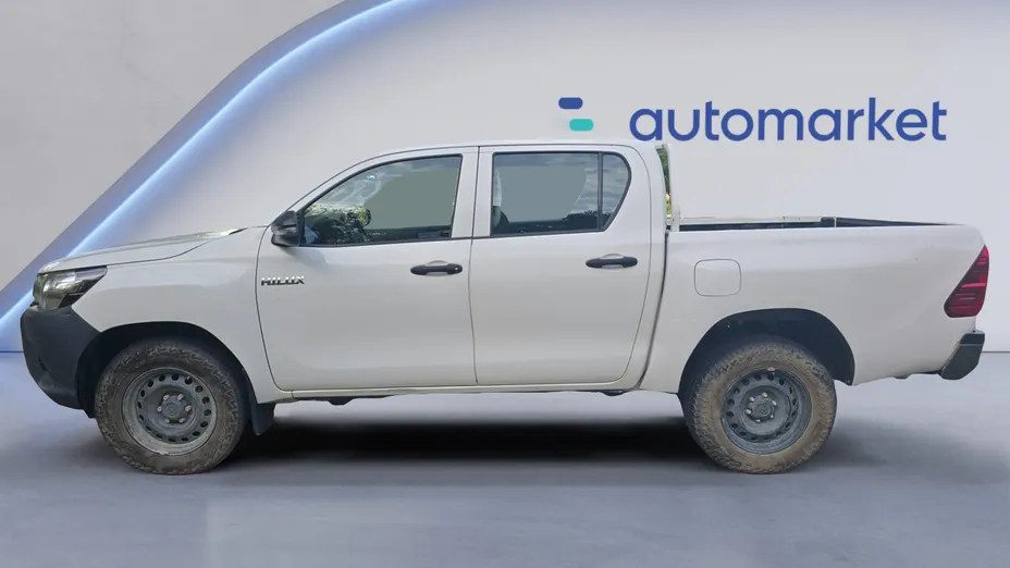 TOYOTA HiLux Hilux 2.4 D-4D Double Cab DLX 4x4