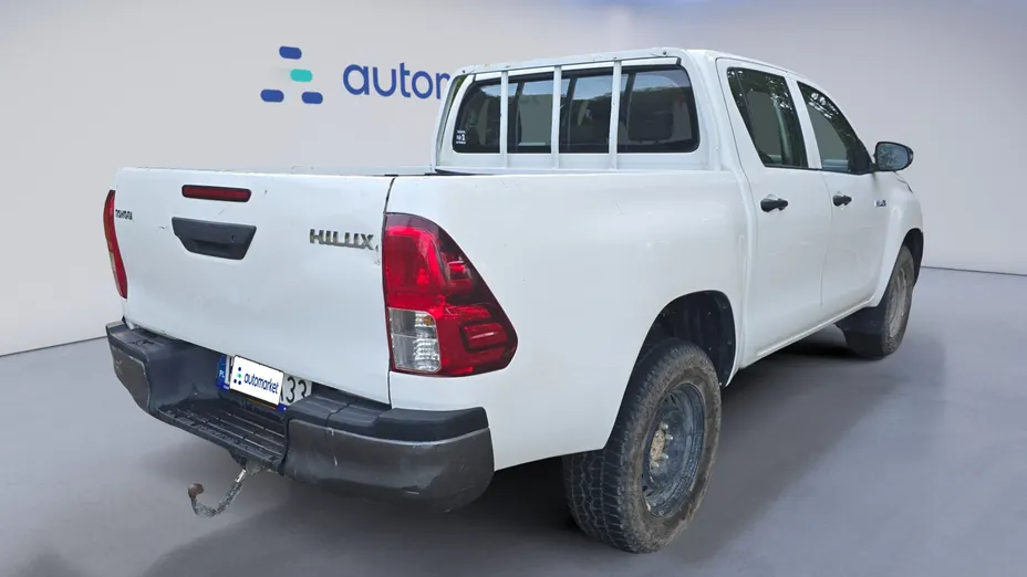 TOYOTA HiLux Hilux 2.4 D-4D Double Cab DLX 4x4