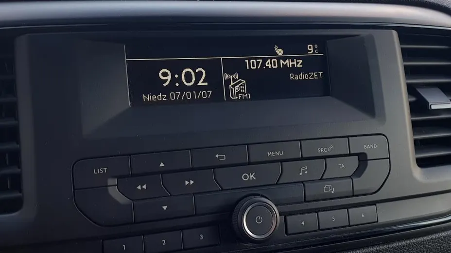 PEUGEOT Expert Expert 2.0 BlueHDi Long 3,1t Asphalt EAT8