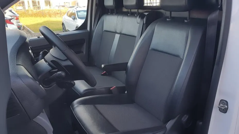 PEUGEOT Expert Expert 2.0 BlueHDi Long 3,1t Asphalt EAT8