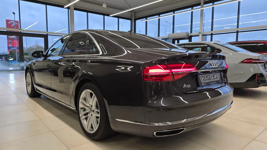AUDI A8 A8 3.0 TDI clean diesel Quattro