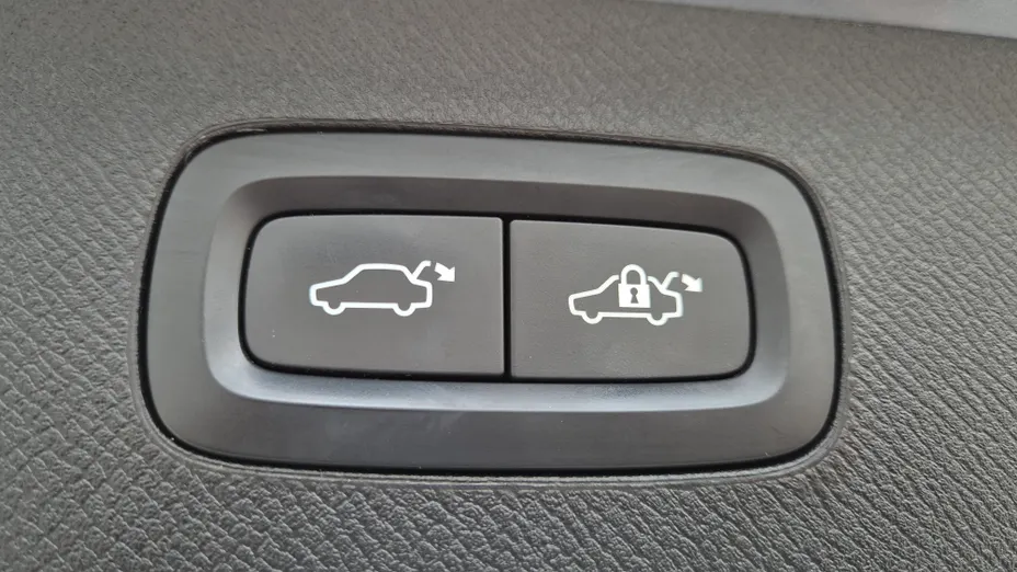 VOLVO XC90 XC90 T8 AWD Plug-In Hybrid Inscription 7os