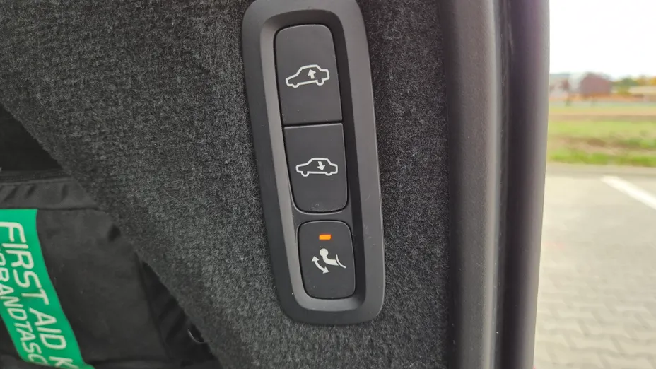 VOLVO XC90 XC90 T8 AWD Plug-In Hybrid Inscription 7os