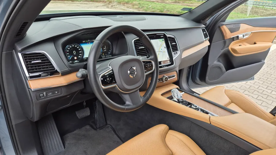 VOLVO XC90 XC90 T8 AWD Plug-In Hybrid Inscription 7os