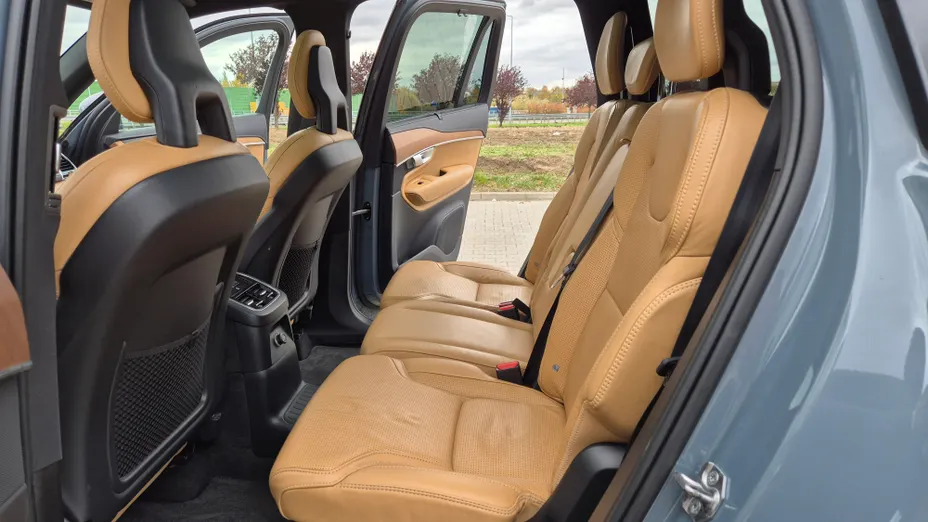 VOLVO XC90 XC90 T8 AWD Plug-In Hybrid Inscription 7os