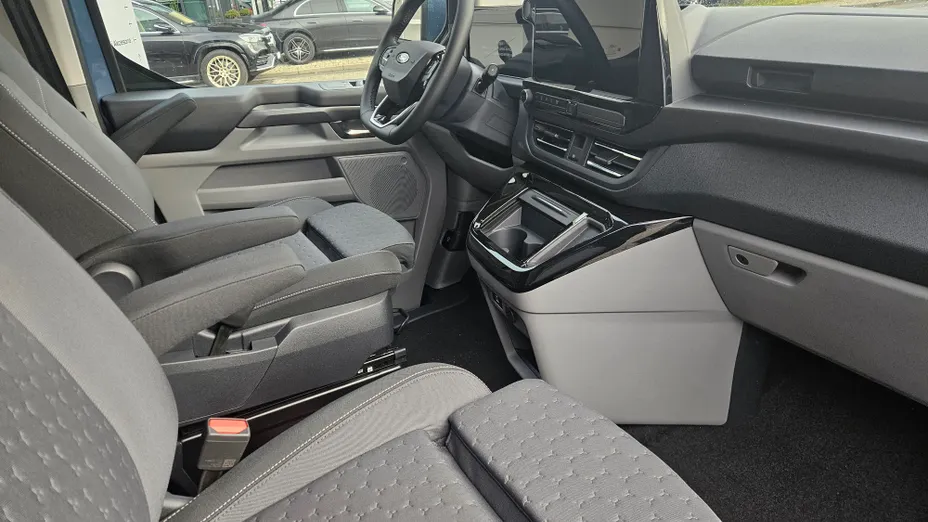 FORD Tourneo Custom Tourneo Custom 2.0 EcoBlue 320 L2 Titanium aut Nowy