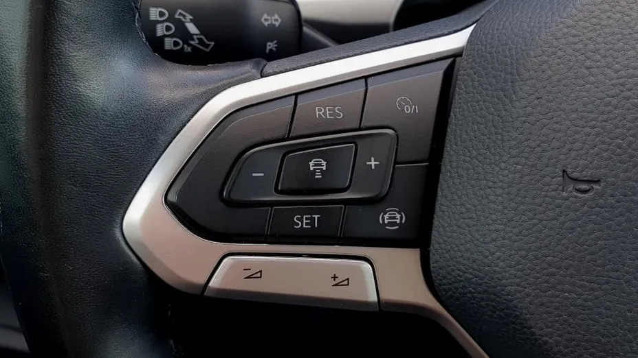 VOLKSWAGEN Golf Golf VIII 2.0 TDI Life