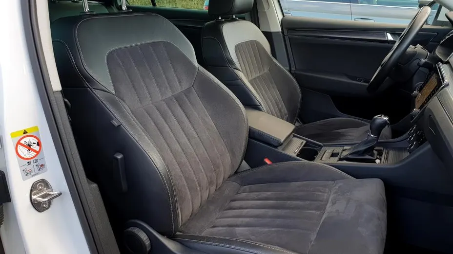 SKODA Superb Superb 2.0 TDI SCR Style DSG