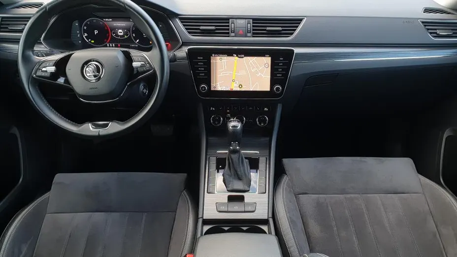 SKODA Superb Superb 2.0 TDI SCR Style DSG