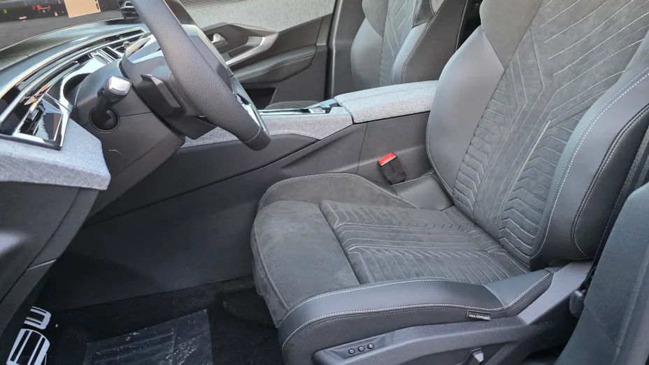 PEUGEOT 3008 3008 1.2 PureTech mHEV GT e-DCS6 Nowy