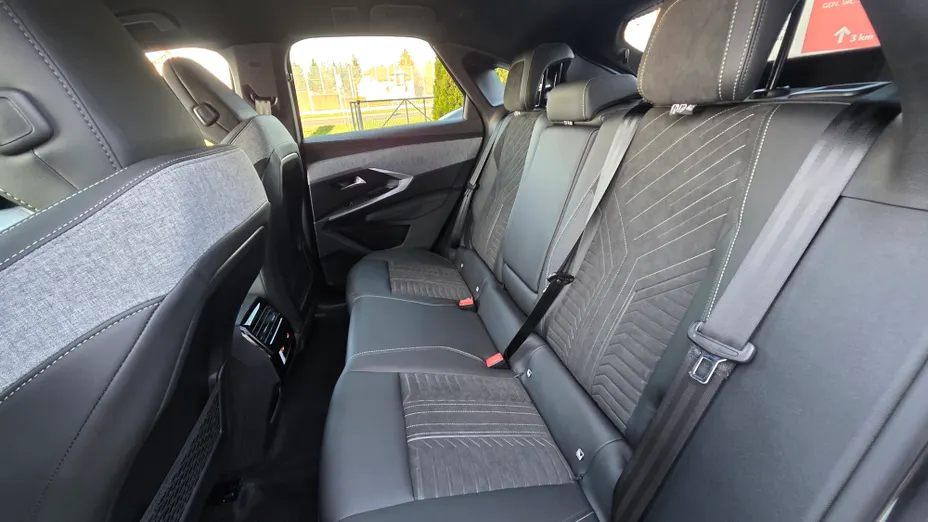 PEUGEOT 3008 3008 1.2 PureTech mHEV GT e-DCS6 Nowy