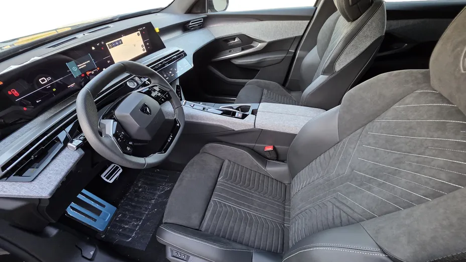 PEUGEOT 3008 3008 1.2 PureTech mHEV GT e-DCS6 Nowy