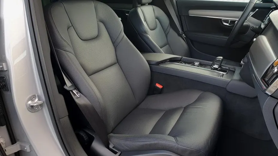 VOLVO V90 V90 B4 D AWD Momentum Pro aut