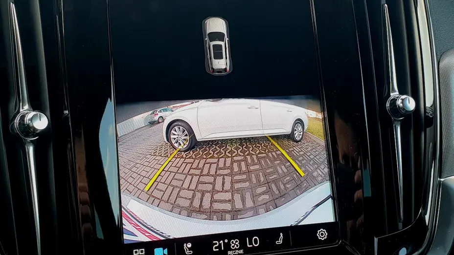 VOLVO V90 V90 B4 D AWD Momentum Pro aut