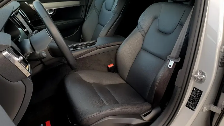 VOLVO V90 V90 B4 D AWD Momentum Pro aut